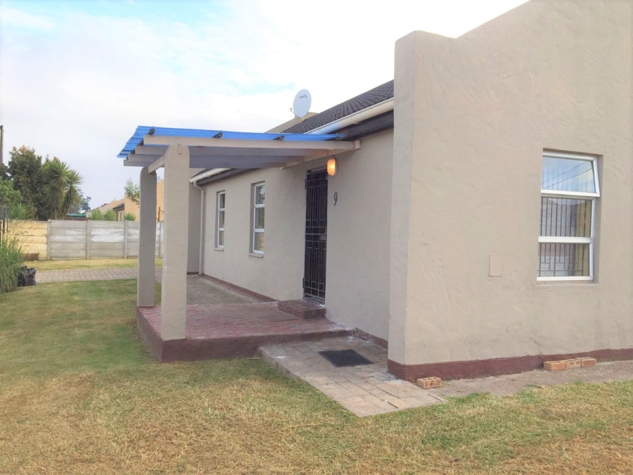  Bedroom Property for Sale in Bos En Dal Western Cape